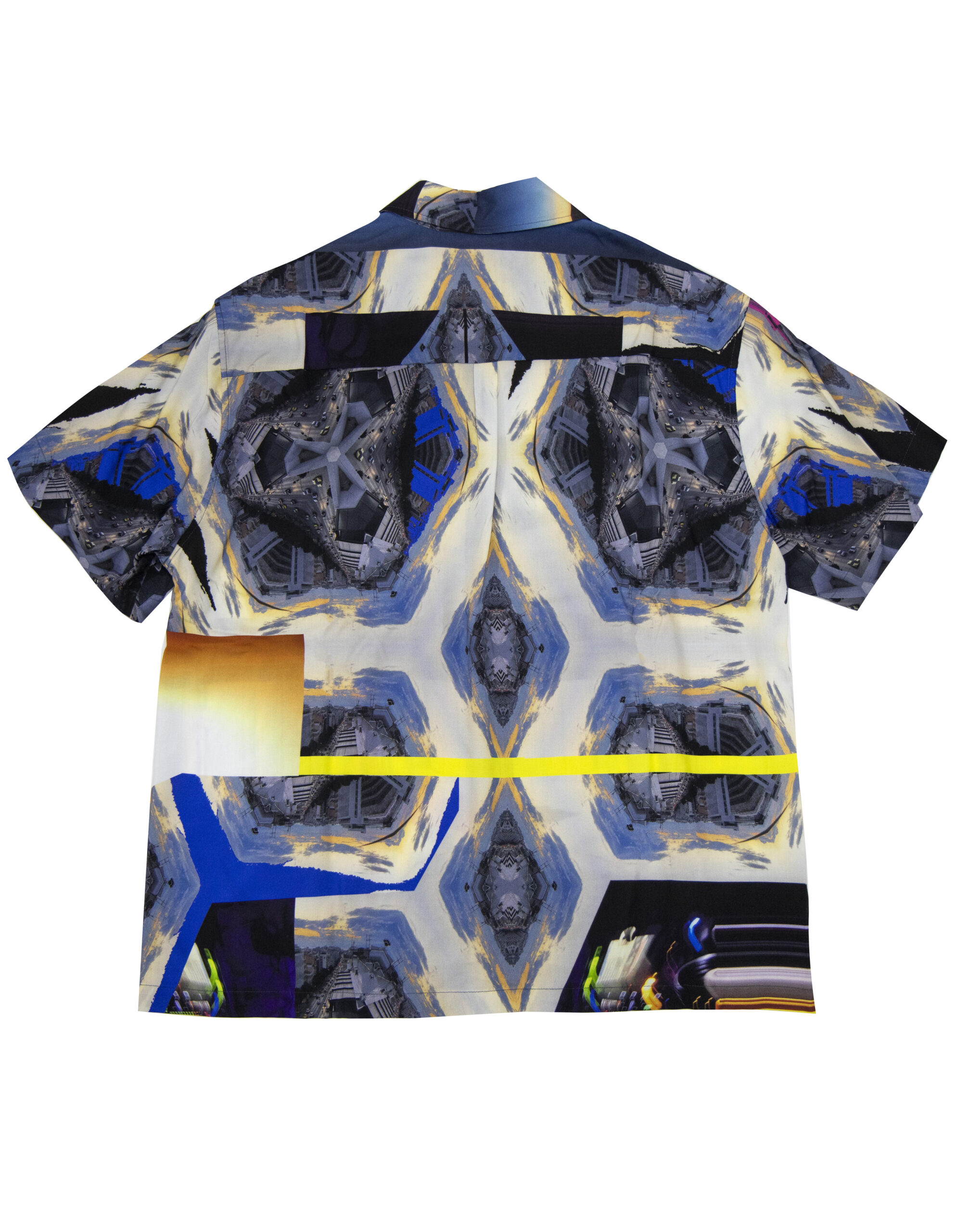 Long shirt in Luminous print - Image 2
